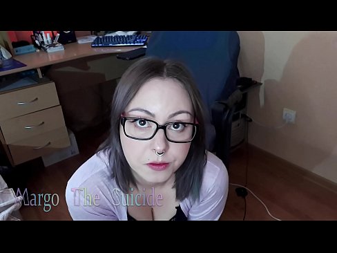❤️ Moza sexy con lentes chupa un consolador profundamente ante a cámara ❤️ Super sexo a nós gl.xxxbunker.ru