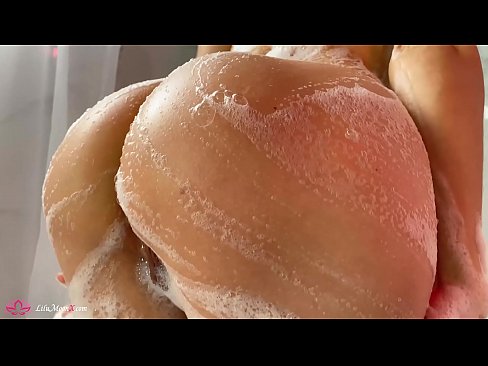 ❤️ Morena masturba o coño cun vibrador ata un orgasmo intenso na ducha ❤️ Super sexo a nós gl.xxxbunker.ru